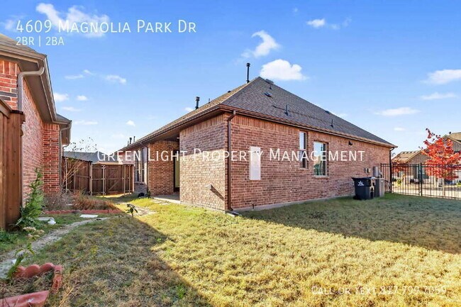 Building Photo - 4609 Magnolia Park Dr
