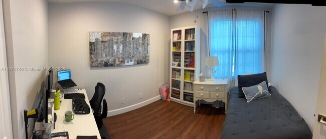 Building Photo - 16207 Sierra Palms Dr