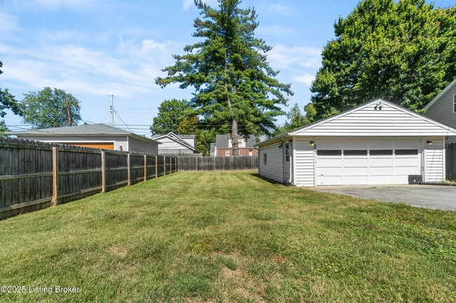 Building Photo - 3711 Norbourne Blvd
