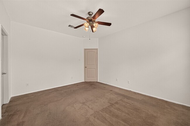 Building Photo - 22023 Westerpine Ln