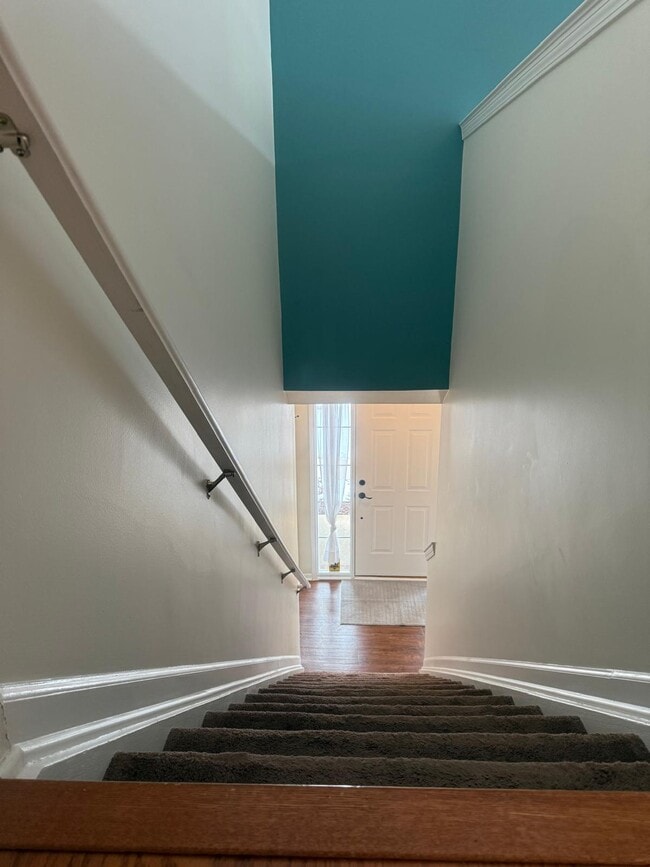 Building Photo - 7438 Lacy Dr