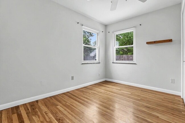 Building Photo - 2799 Brandon Rd