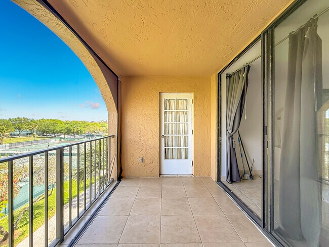 Building Photo - 755 Dotterel Rd