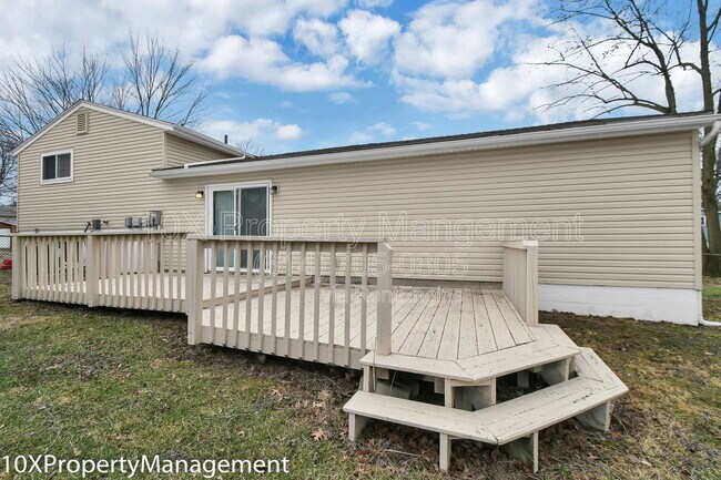 Building Photo - 3450 Halpern St