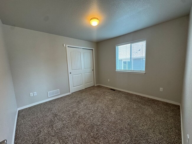 Building Photo - Spacious 5-Bedroom Ranch with Finished Basement, Wet Bar & 3-Car Garage