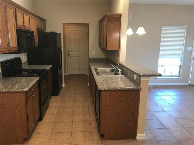 Building Photo - 3155 Karen St