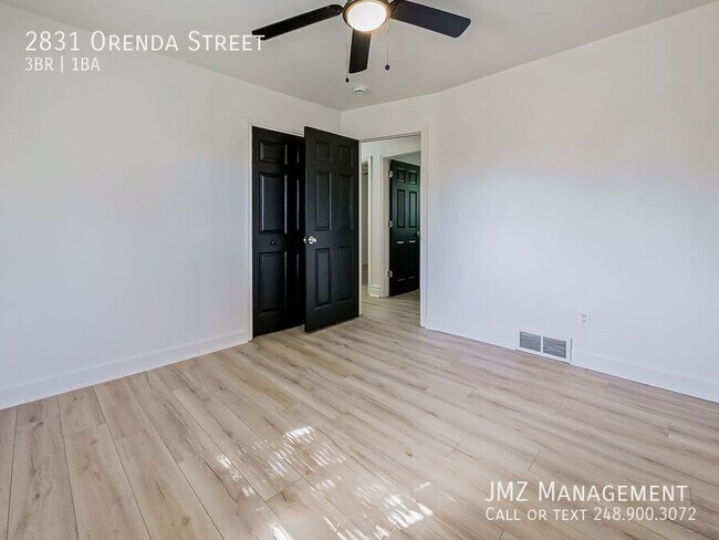 Building Photo - 2831 Orenda St