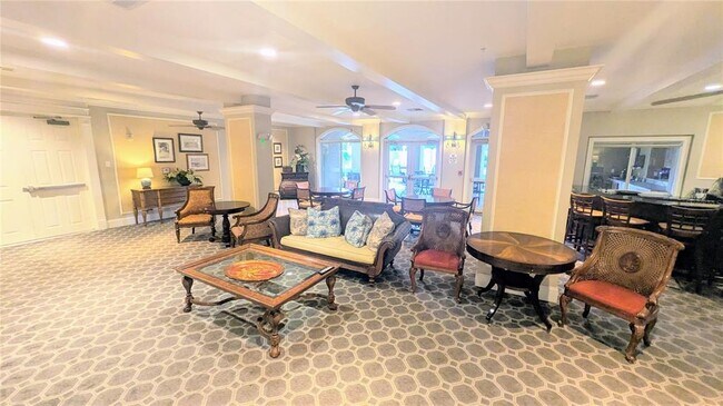 Building Photo - 1064 N Tamiami Trl