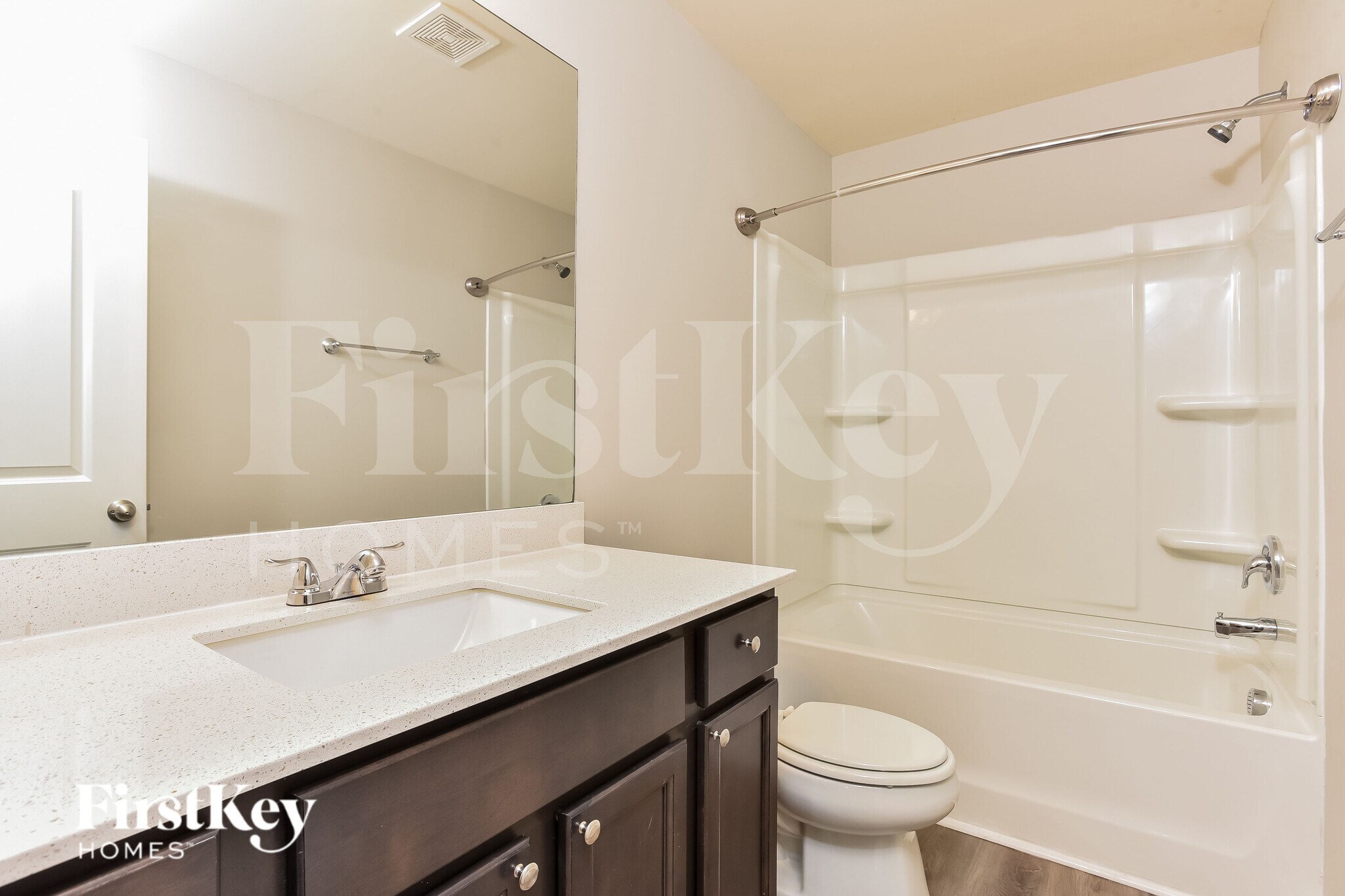 Building Photo - 304 Sportsman Dr