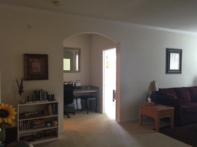 Building Photo - 9415 Crescent Loop Cir