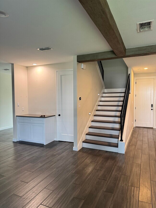 Building Photo - 1322 Sambar Lp