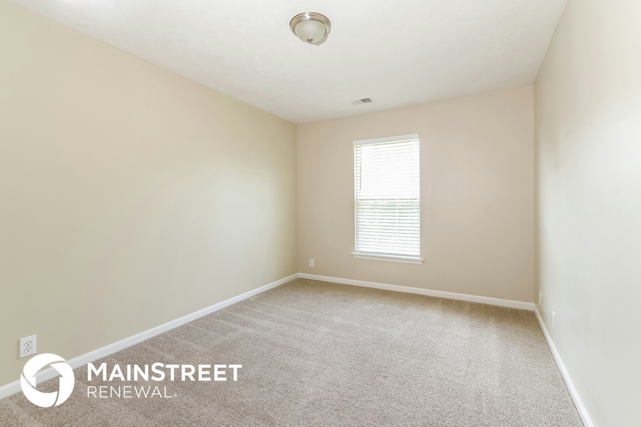 Building Photo - 10613 Irvin Pines Dr