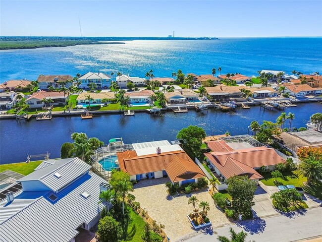 Building Photo - 5050 Porpoise Pl