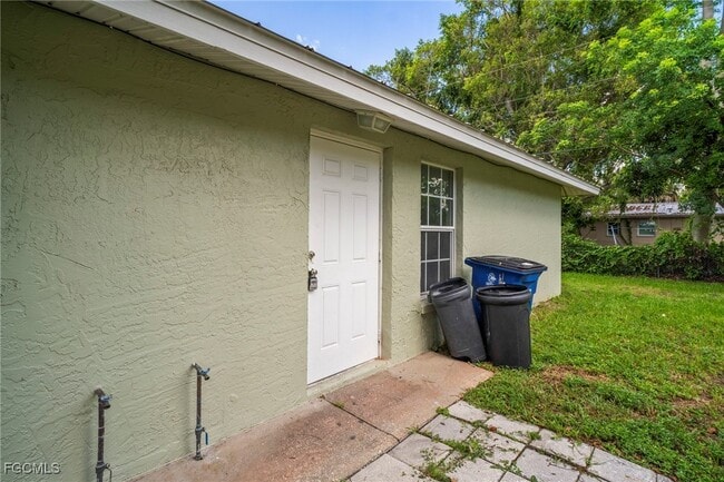 Building Photo - 5443 Sago Ave