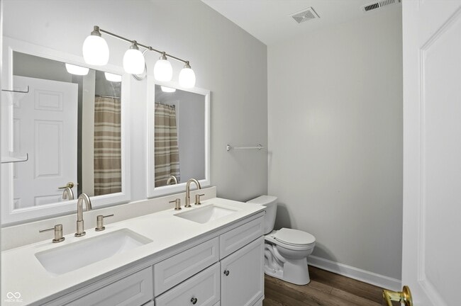 Building Photo - 9732 San Marco Pass