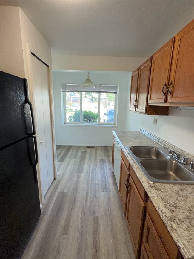 Building Photo - 954 Brant Hollow Ct