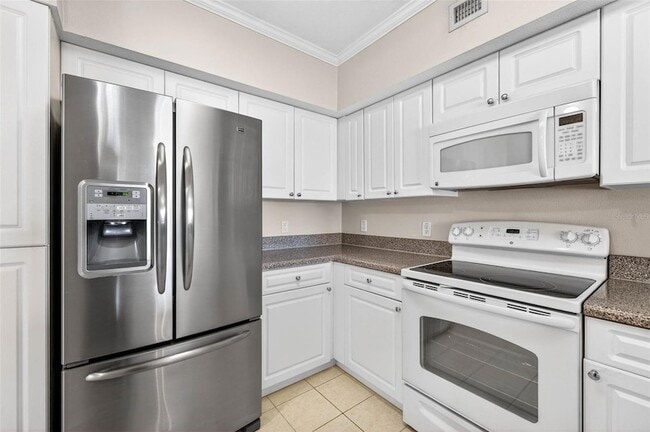 Building Photo - 4516 Seagull Dr