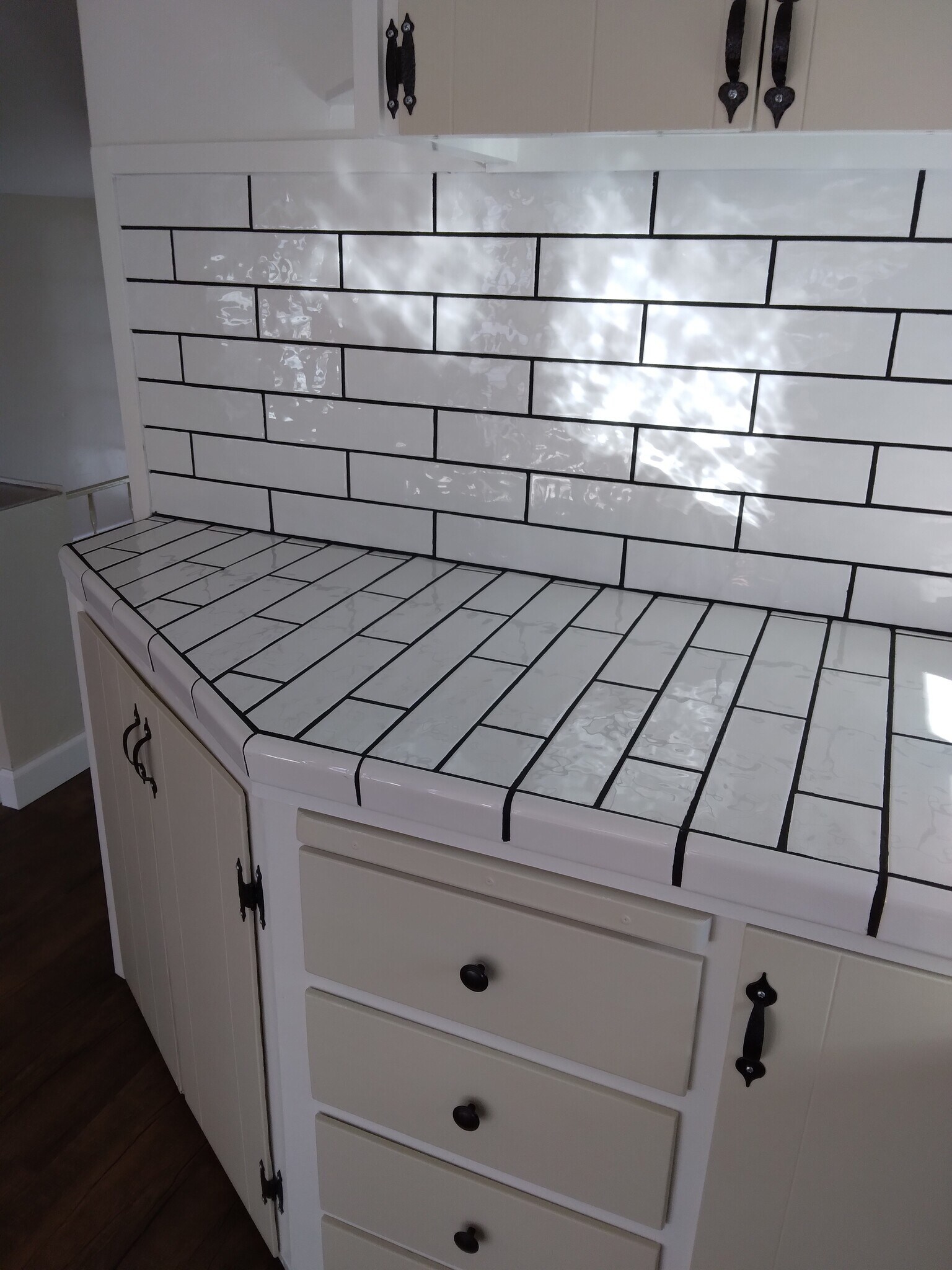 Building Photo - 3300 Portola Dr