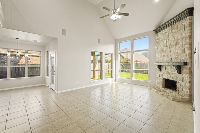 Building Photo - 10335 Belvamera Rd