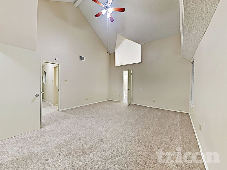 Building Photo - 1304 Farley Dr