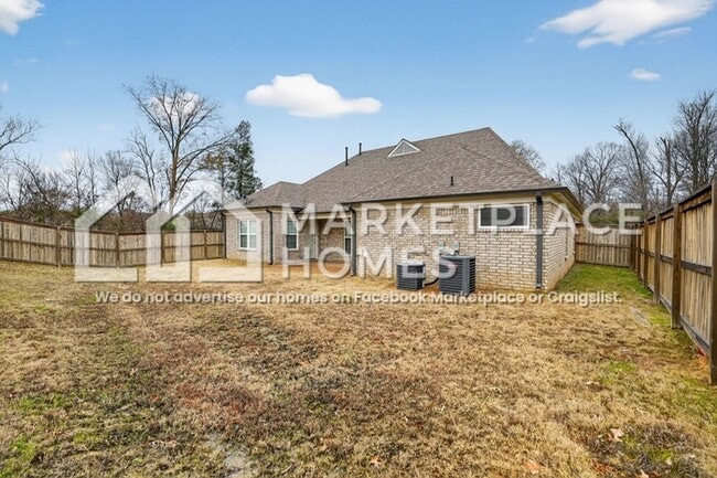 Building Photo - 155 Magnolia Hts Dr