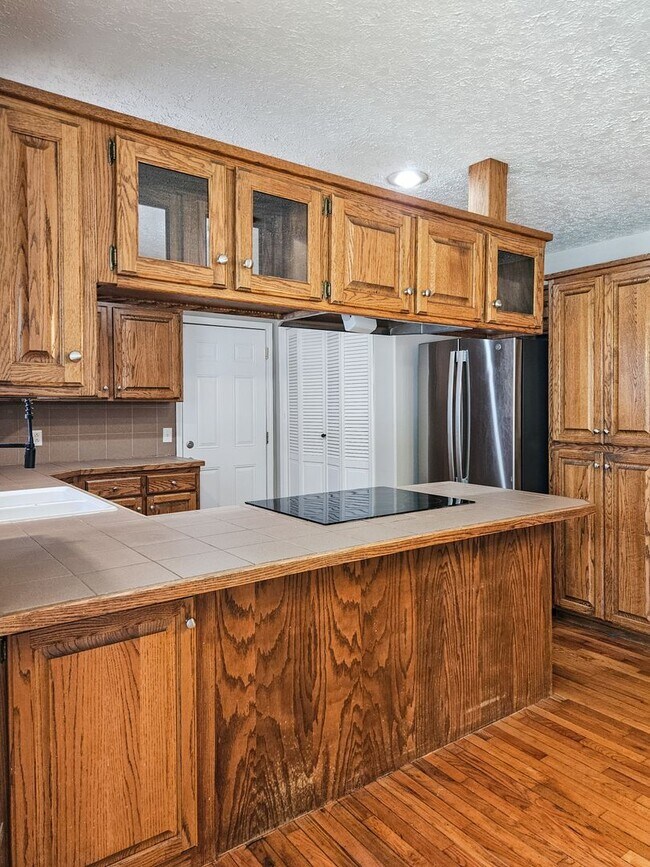 Building Photo - 1257 W Bridgewood Pl