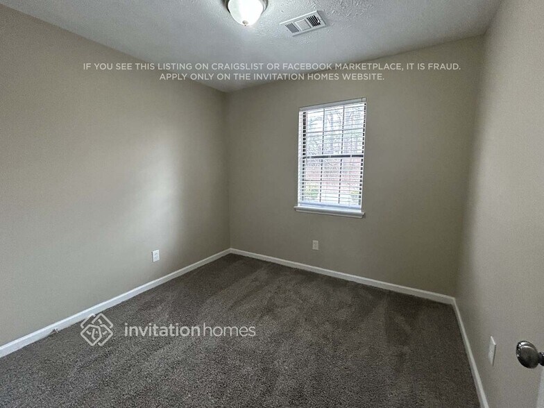 Building Photo - 3477 Tarragon Dr