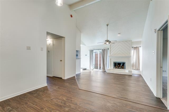 Building Photo - 2634 Encina Dr