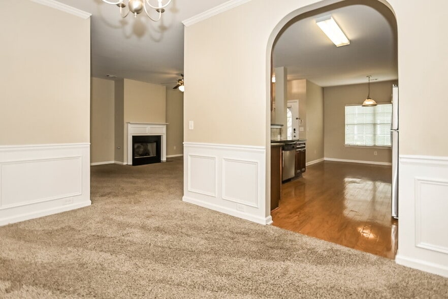 Building Photo - 438 Orchid Ln