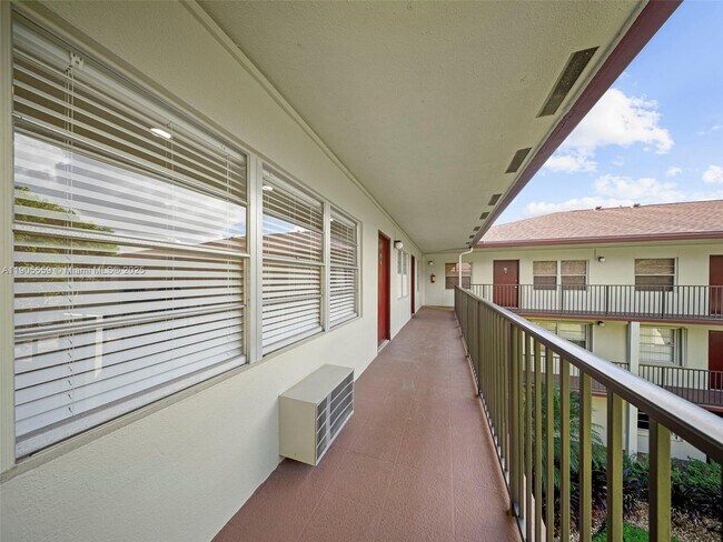 Building Photo - 151 SW 135th Terrace