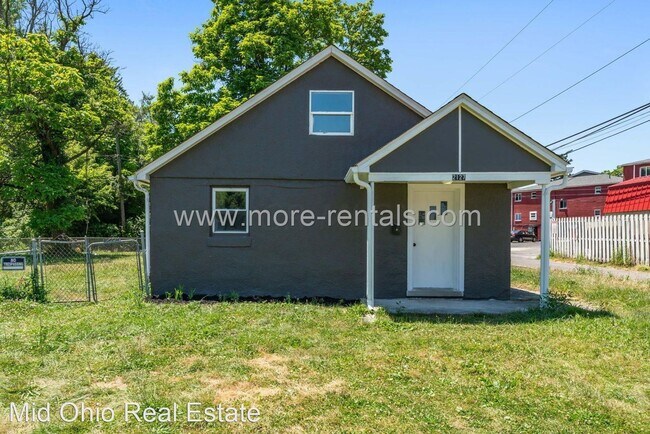 Primary Photo - 2 br, 1 bath House - 2127 Melrose Ave