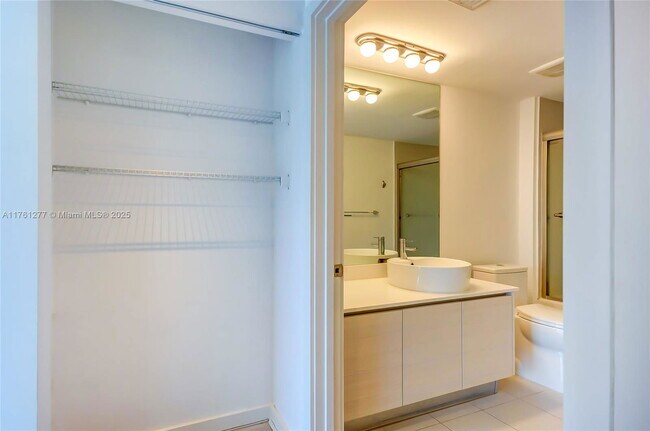 Building Photo - 4250 Biscayne Blvd