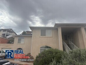 Building Photo - Great Condo on Evans Ridge