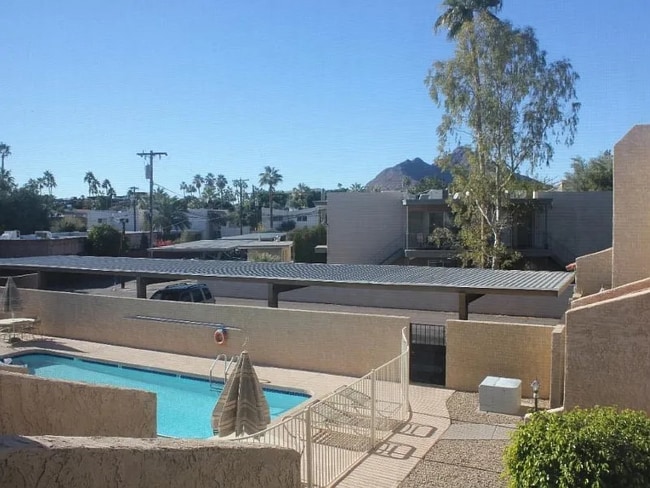 Building Photo - 4938 N 74th St