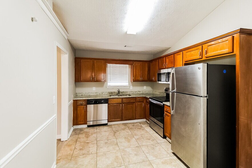 Building Photo - 70 Mabry Farms Ct