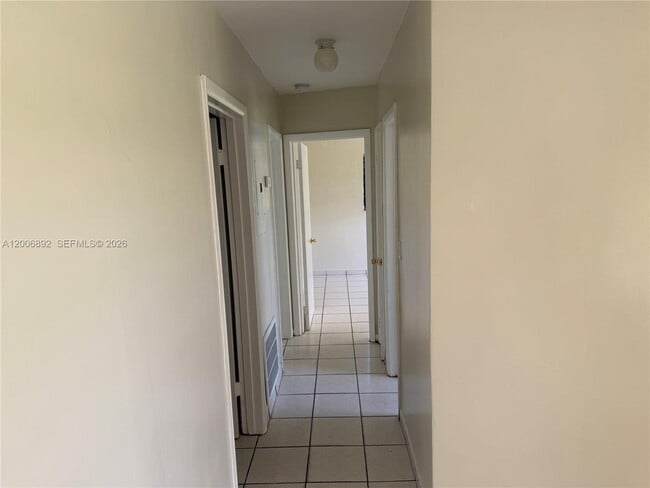 Building Photo - 10375 SW 152nd Terrace