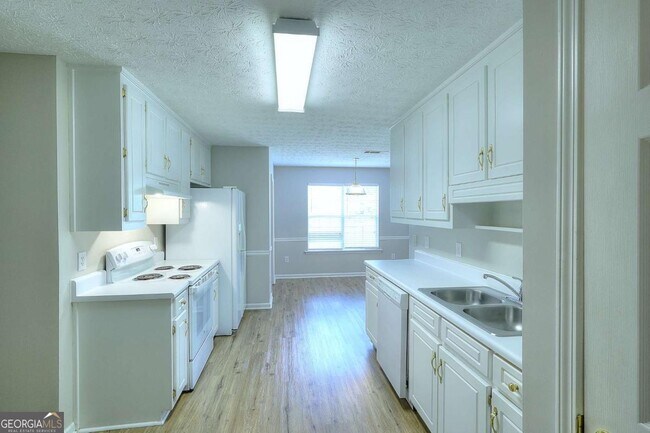 Building Photo - 4160 Janel Ln