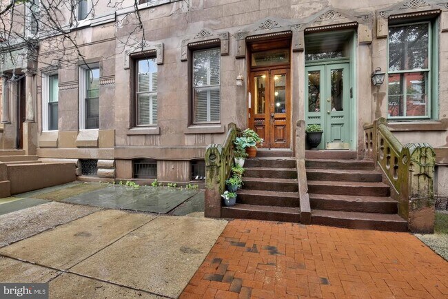 Building Photo - 1712 Green St