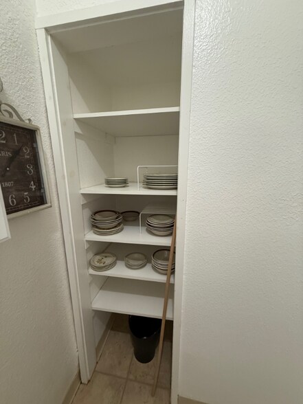 Building Photo - 192 Lubeck Rd