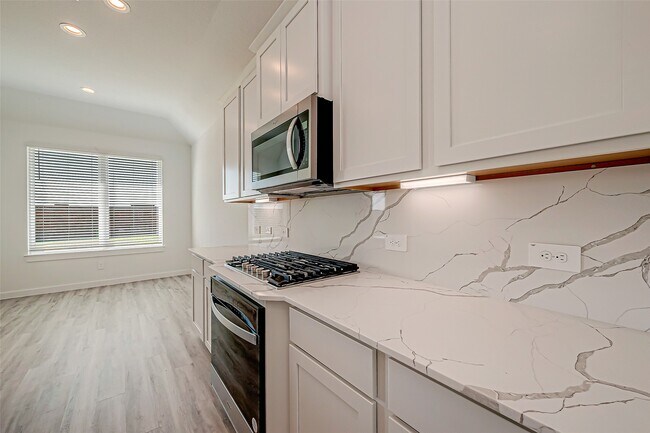 Building Photo - 3264 Voda Bnd Dr