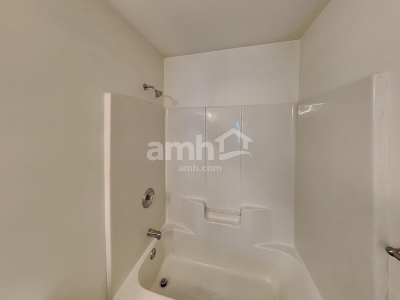 Building Photo - 9634 Brookmere Ln