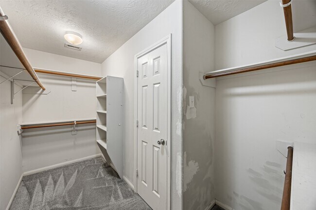 Building Photo - 1479 Allison St