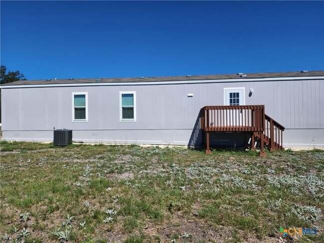 Building Photo - 220 County Rd 2600