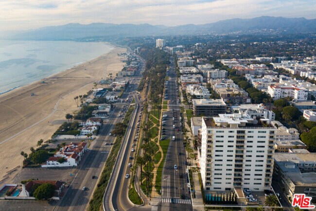 Building Photo - 101 California Ave