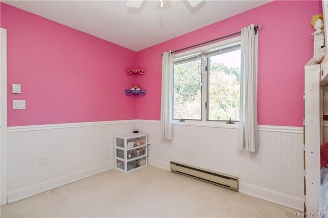 Building Photo - 29 Krystal Dr