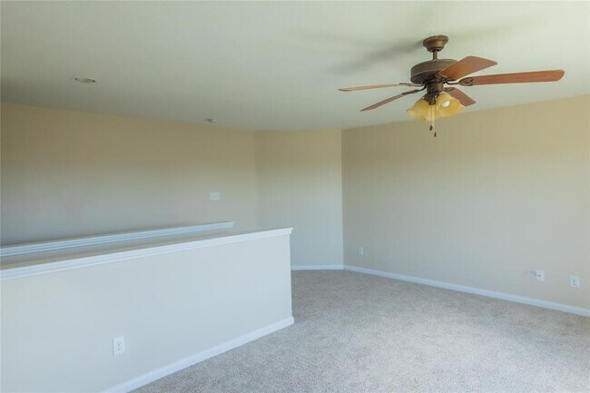 Building Photo - 5123 Harbor Palm Dr