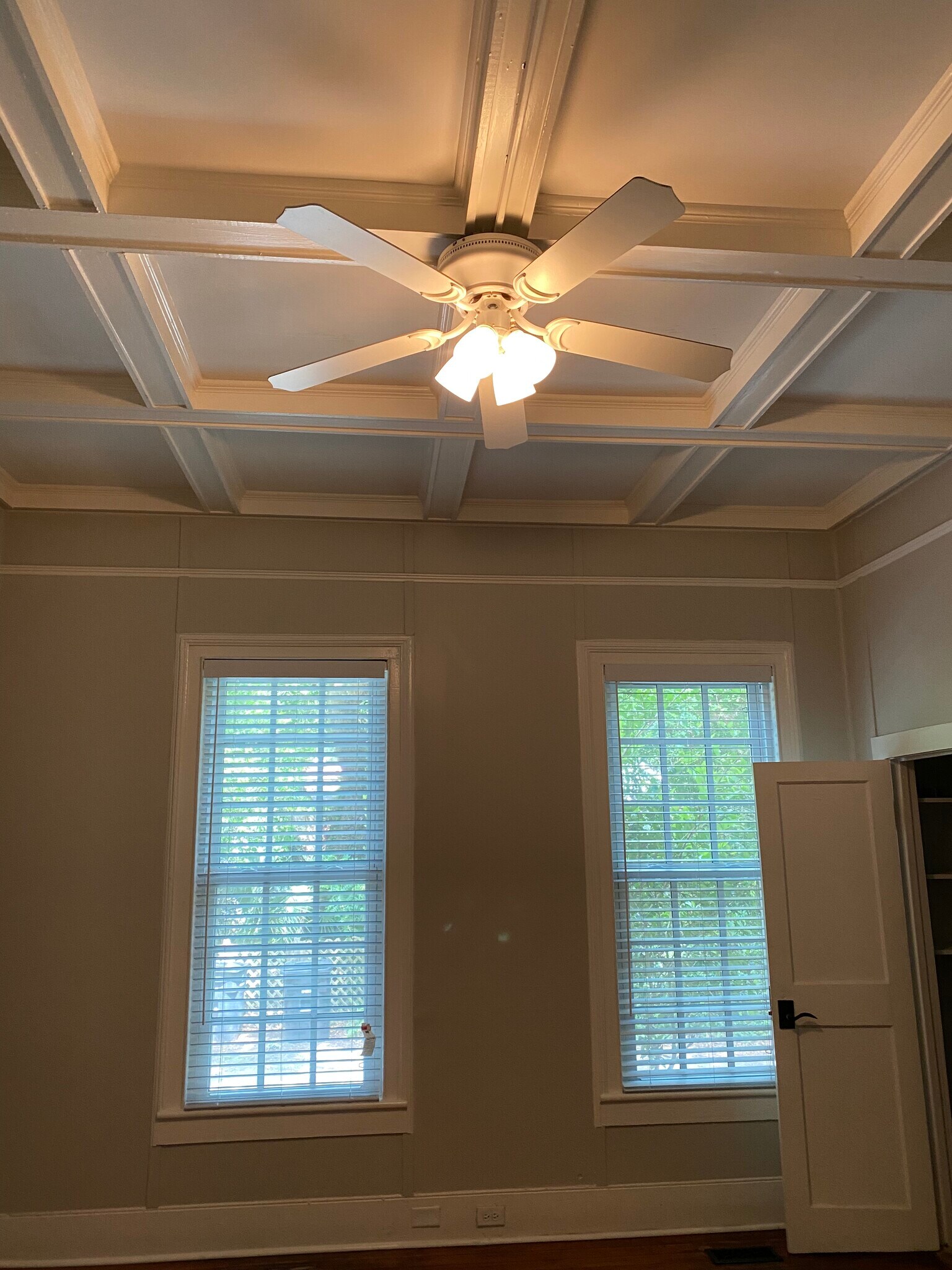 Living room coffered ceiling - 445 Hampton St