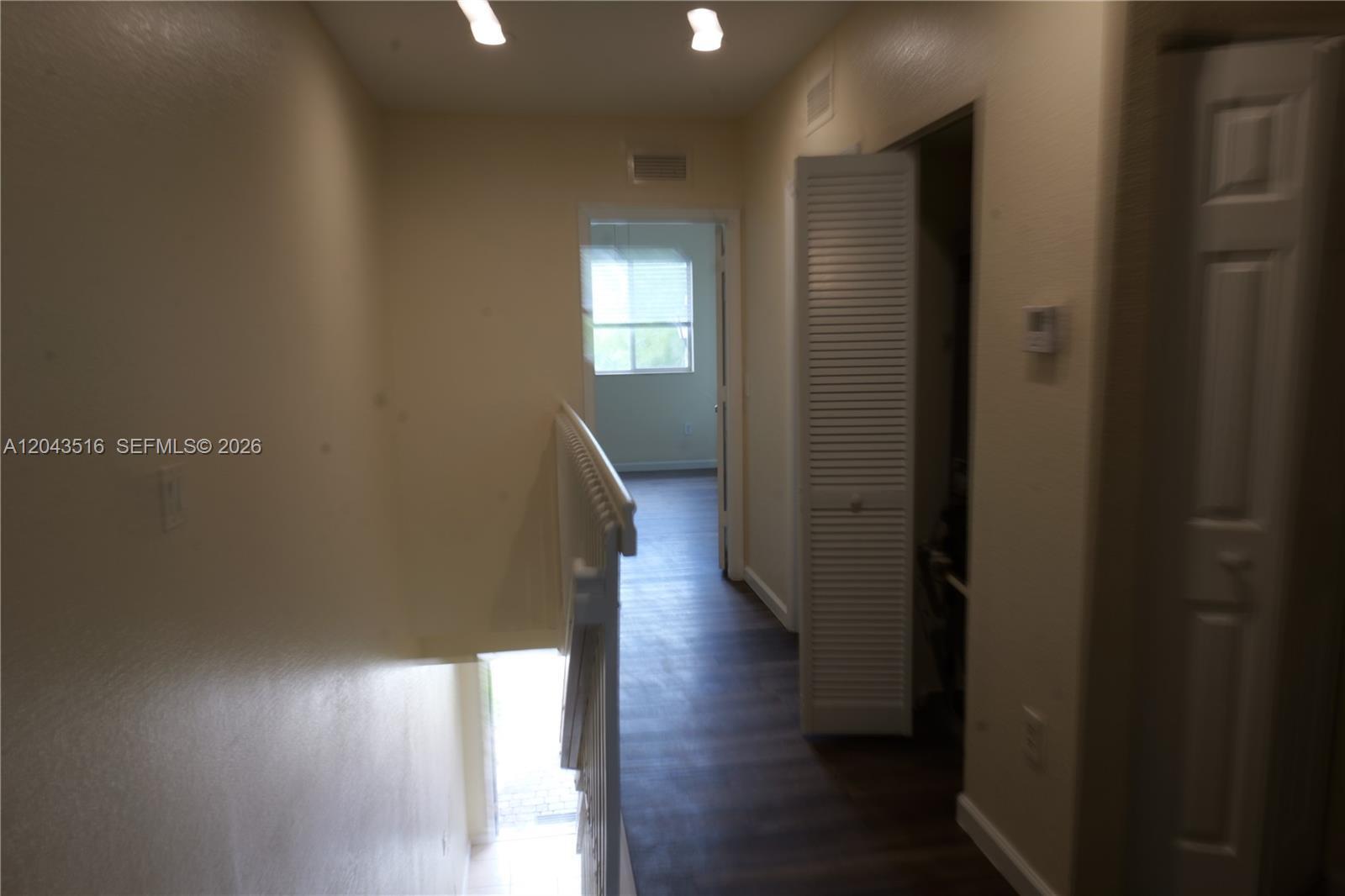 Building Photo - 8220 SW 25th Ct