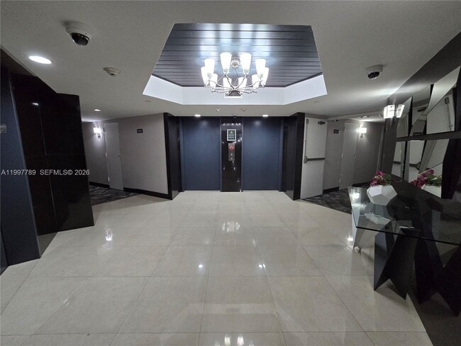 Building Photo - 3300 NE 192 St