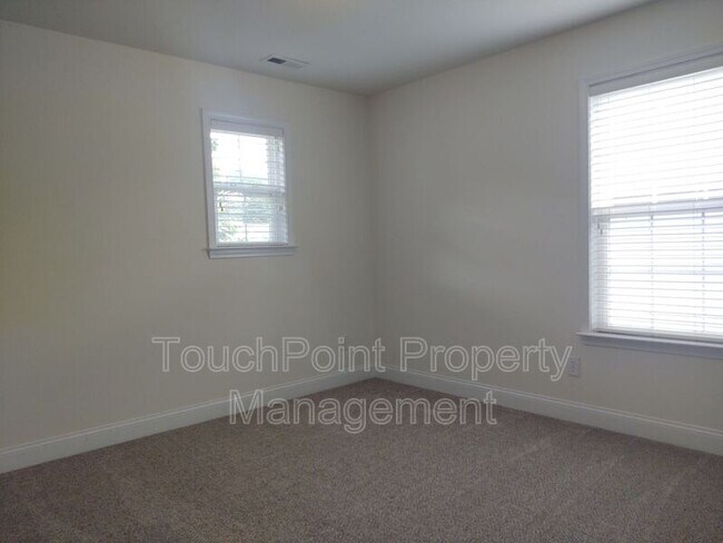 Building Photo - 13318 Pontchatrain Ave